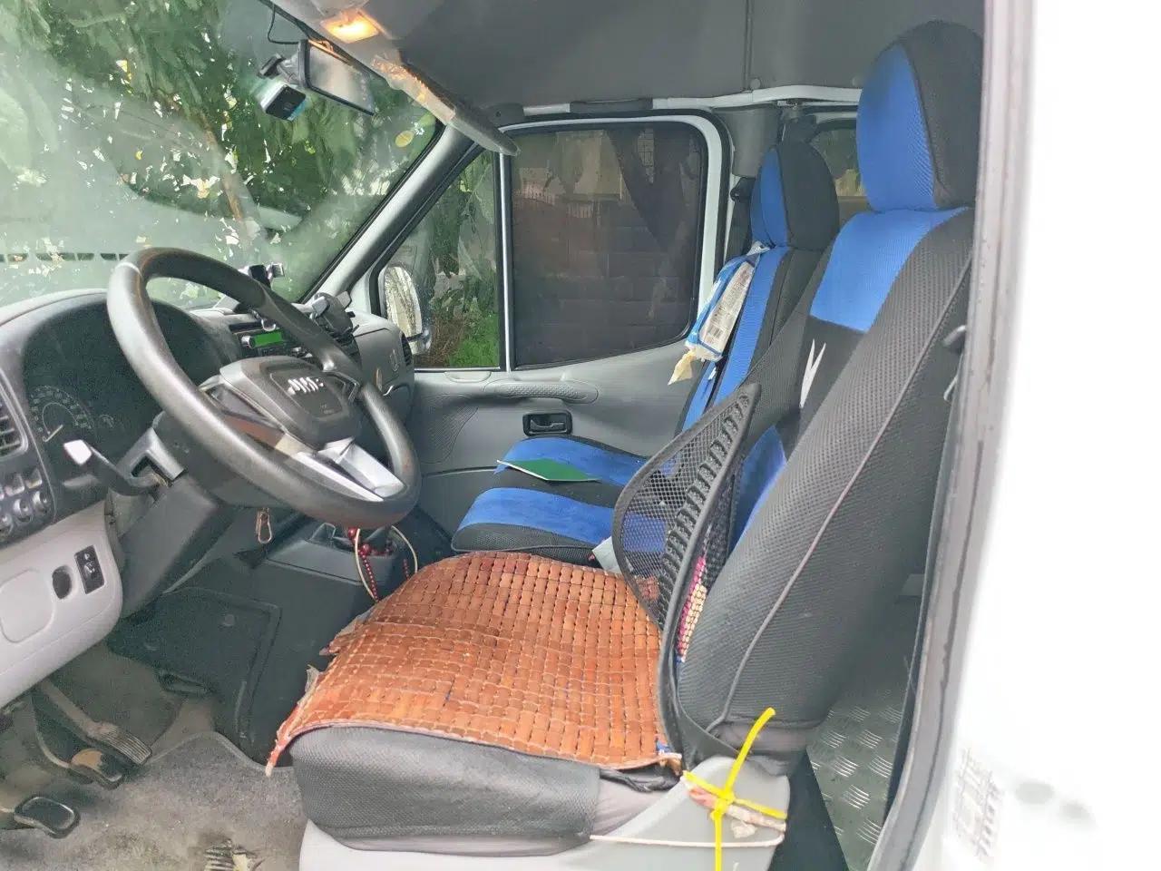 JMC Transit 2019 2.8T Commercial Version Short Wheelbase Mid-Roof 6-Seater China VI JX493 — миниатюра 15