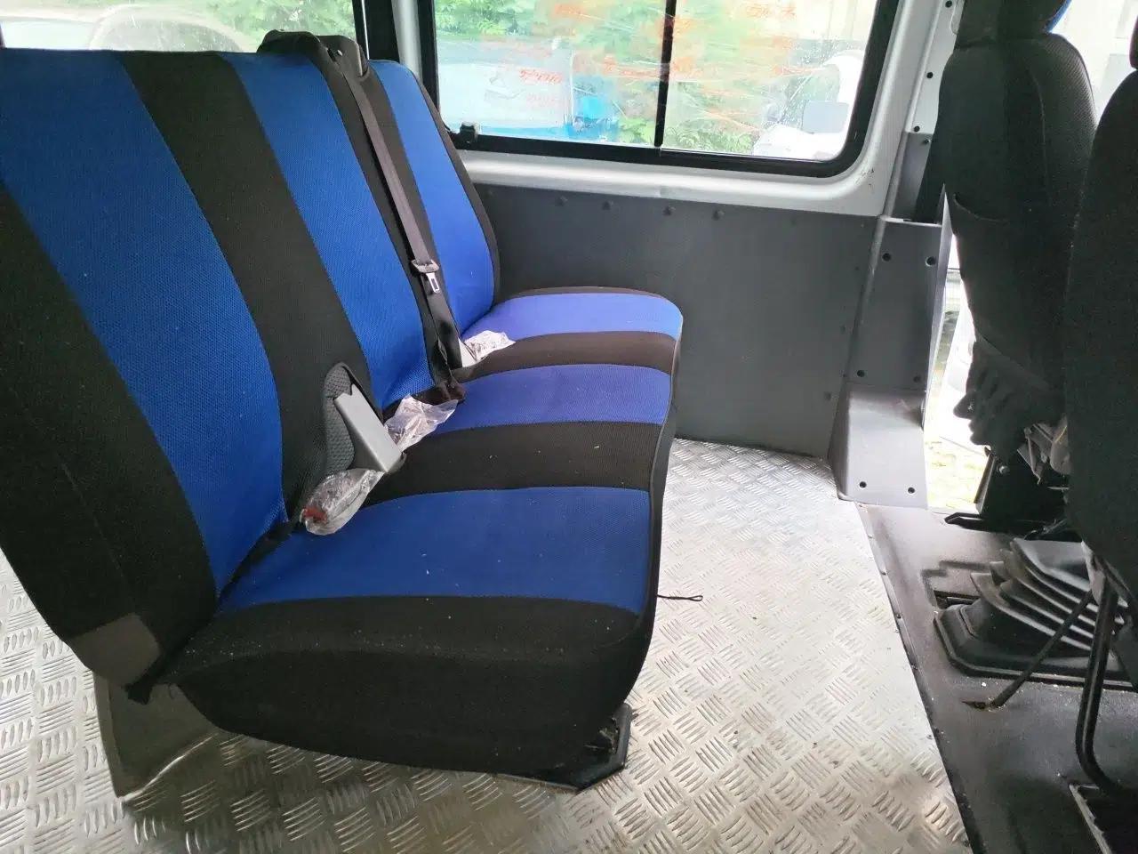 JMC Transit 2019 2.8T Commercial Version Short Wheelbase Mid-Roof 6-Seater China VI JX493 — миниатюра 17