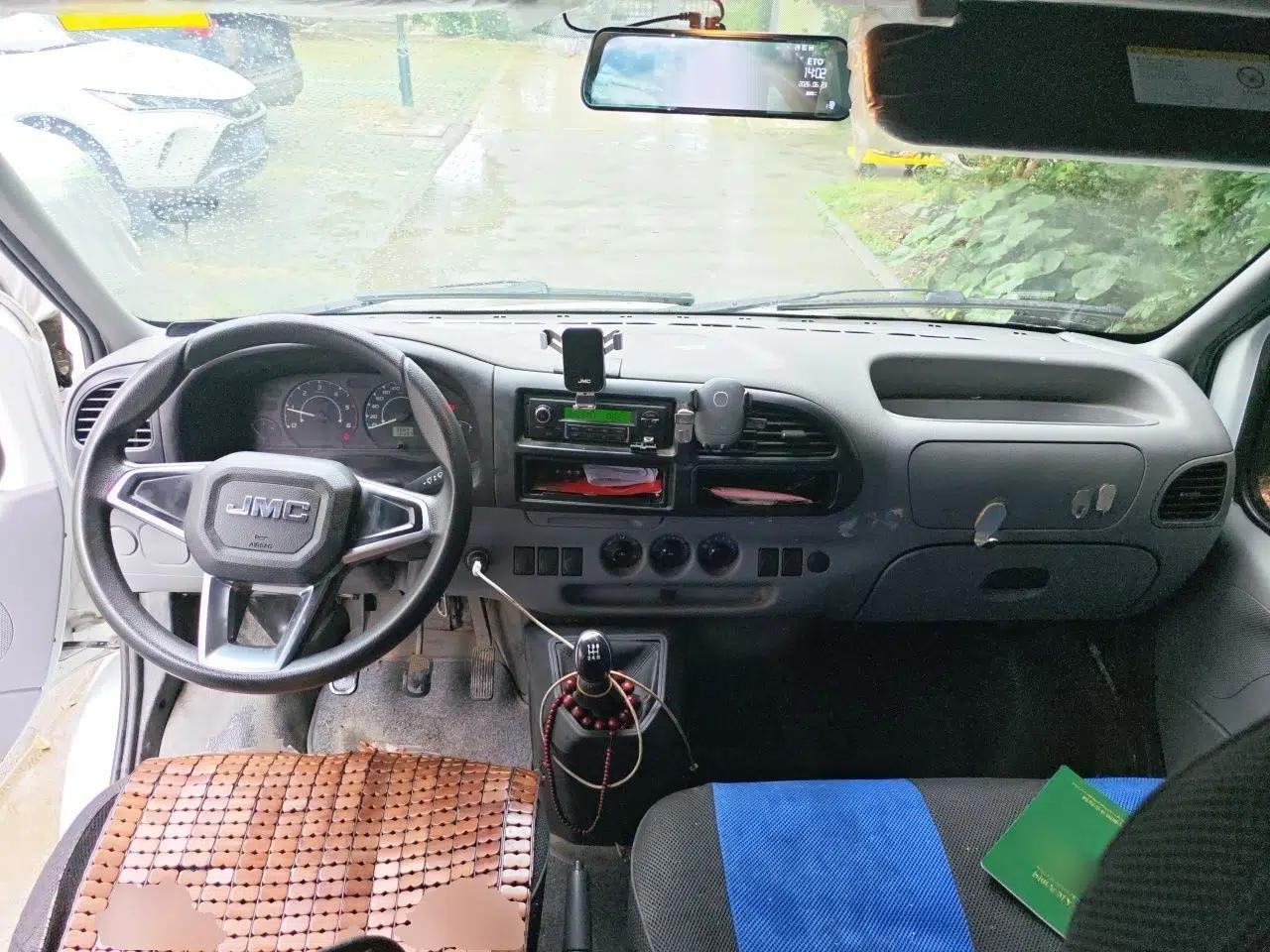 JMC Transit 2019 2.8T Commercial Version Short Wheelbase Mid-Roof 6-Seater China VI JX493 — миниатюра 9
