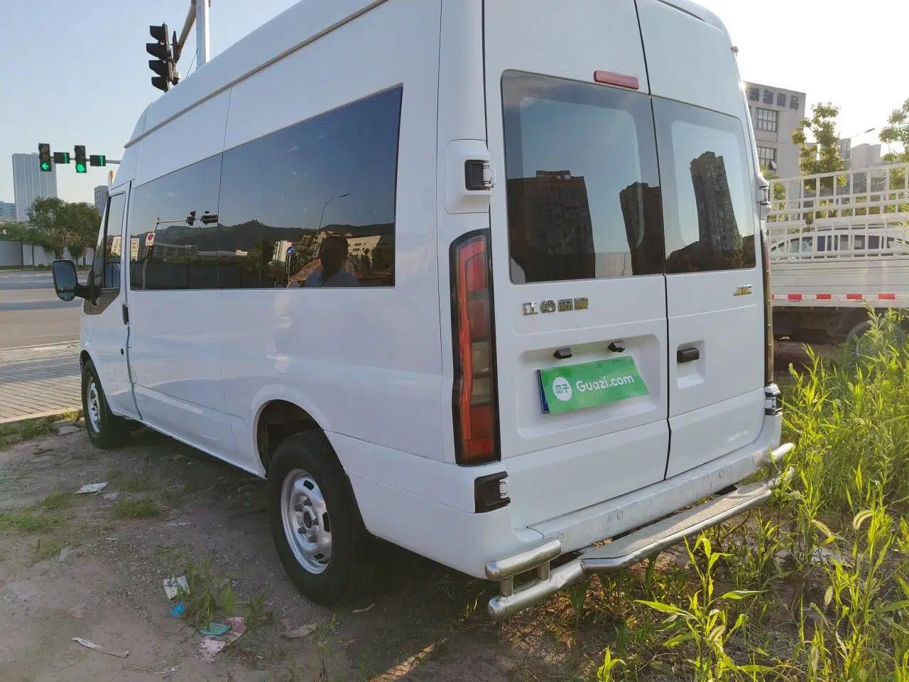 JMC Fushun 2022 2.0T Manual Multi-Function Passenger Vehicle Mid-Range High Roof 6-7 Seats — миниатюра 4