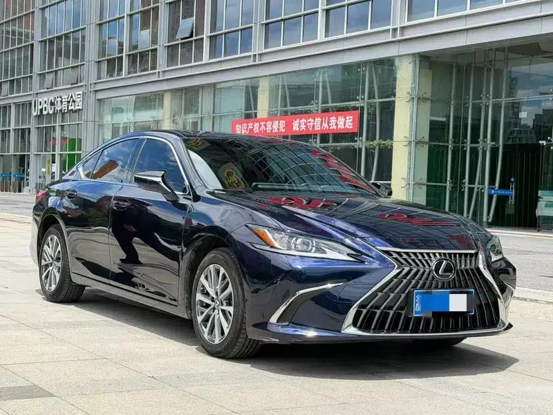 Lexus ES 2022 200 Premium Edition — миниатюра 3