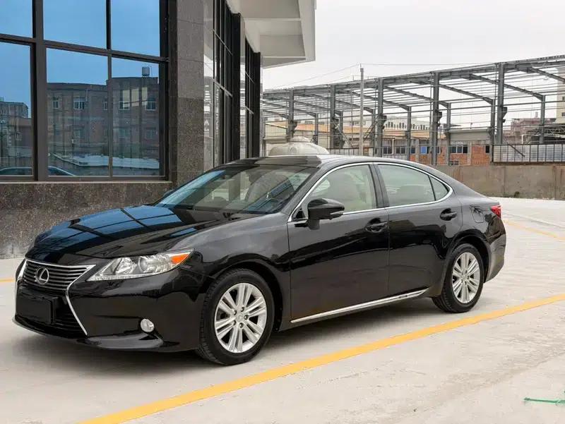 Lexus ES 2014 250 Elite Edition — миниатюра 1
