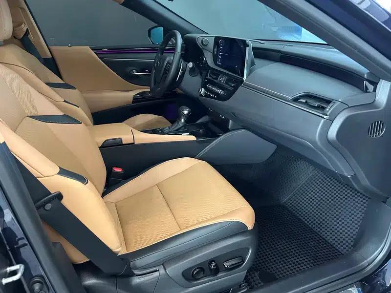 Lexus ES 2022 300h Premium Edition — миниатюра 11