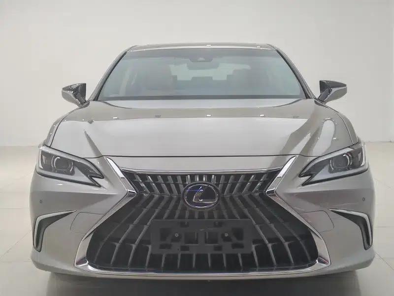 Lexus ES 2021 300h Premium Edition — миниатюра 2