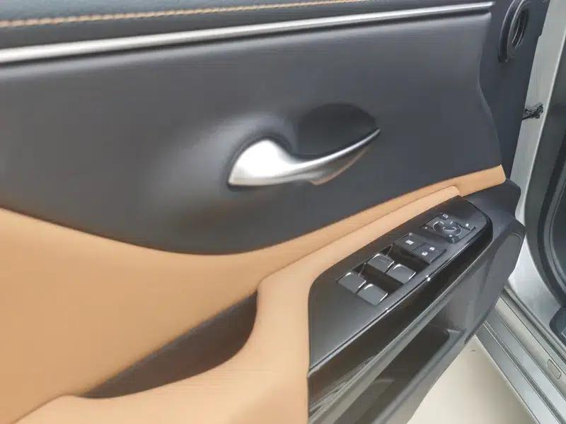 Lexus ES 2021 300h Premium Edition — миниатюра 13