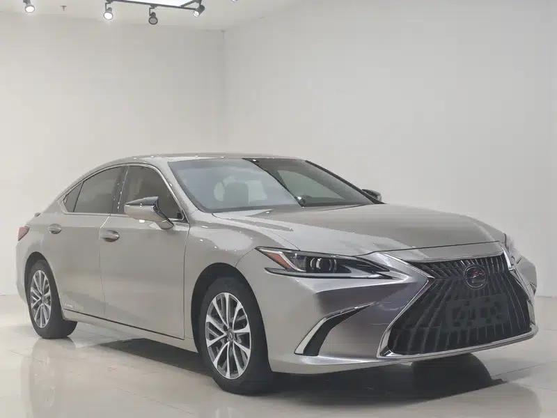 Lexus ES 2021 300h Premium Edition — миниатюра 3