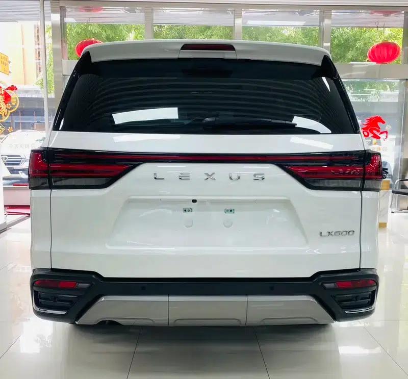 2022 Lexus LX 3.5T Automatic AWD 7-Seater (Parallel Import) — миниатюра 5