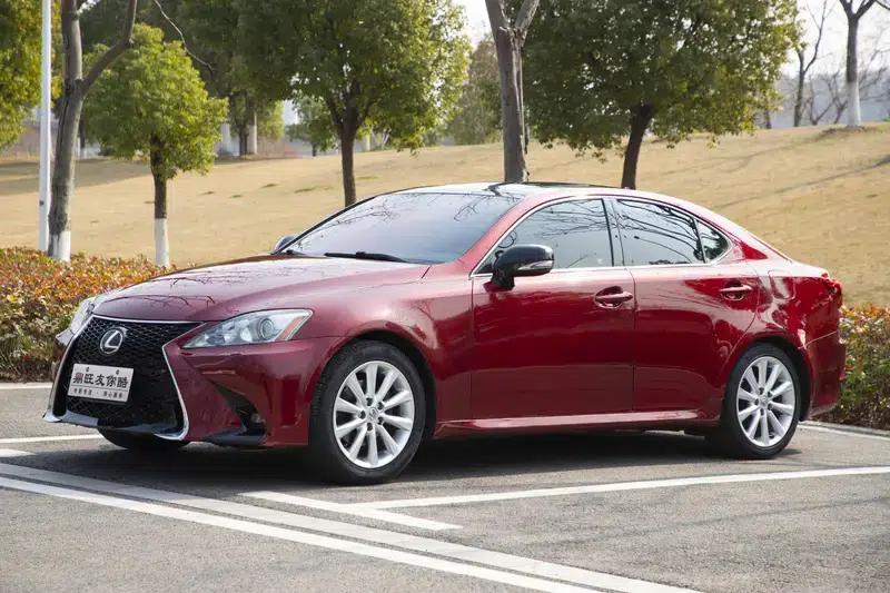 Lexus IS 2009 300 Luxury Edition — миниатюра 1