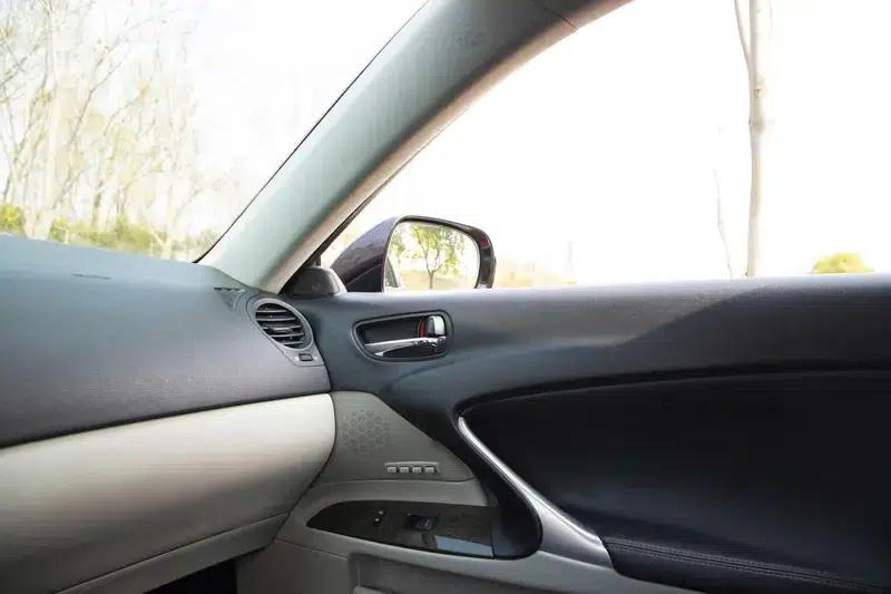 Lexus IS 2009 300 Luxury Edition — миниатюра 14