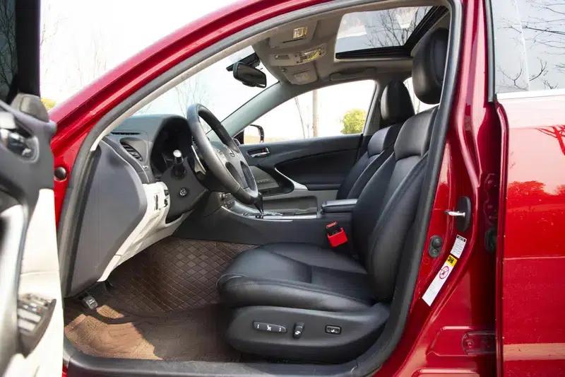 Lexus IS 2009 300 Luxury Edition — миниатюра 23