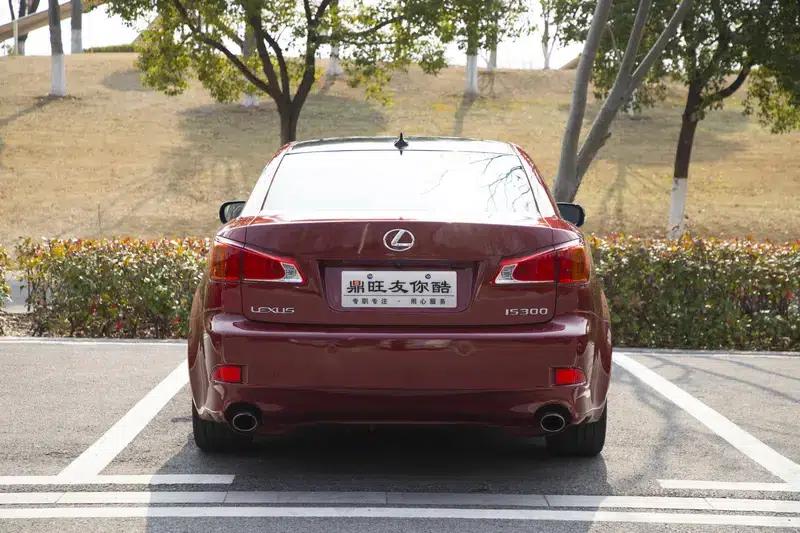 Lexus IS 2009 300 Luxury Edition — миниатюра 5
