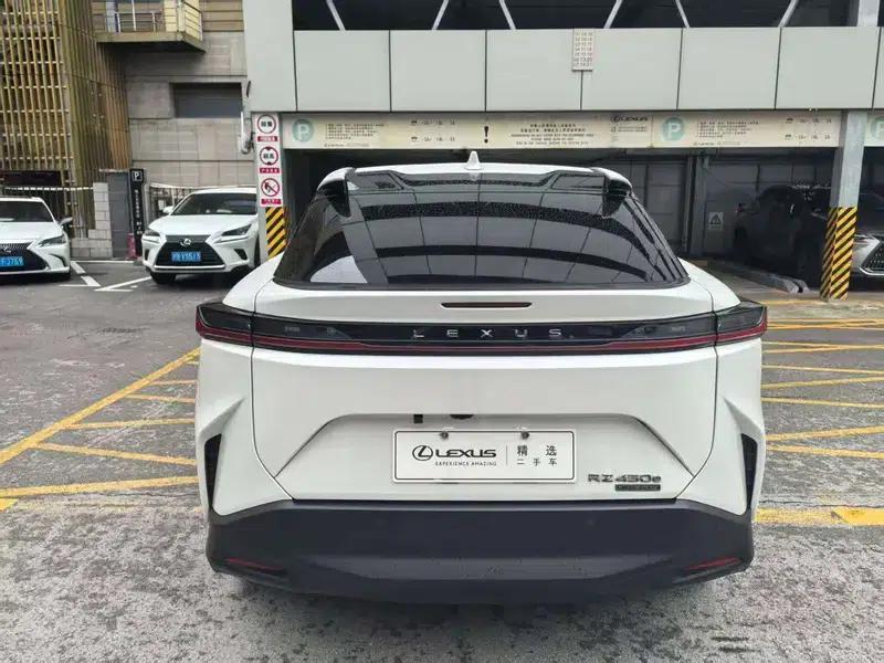 Lexus RZ 2023 450e DIRECT4 Luxury Edition — миниатюра 4