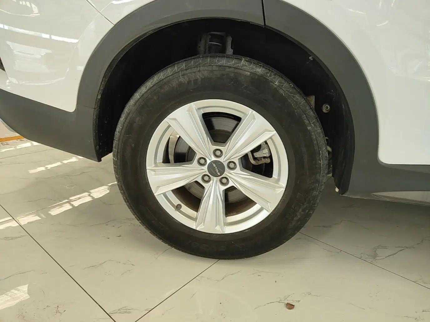 JETOUR X70S 2022 1.5T Manual Fanghua Edition 5 Seats — миниатюра 11