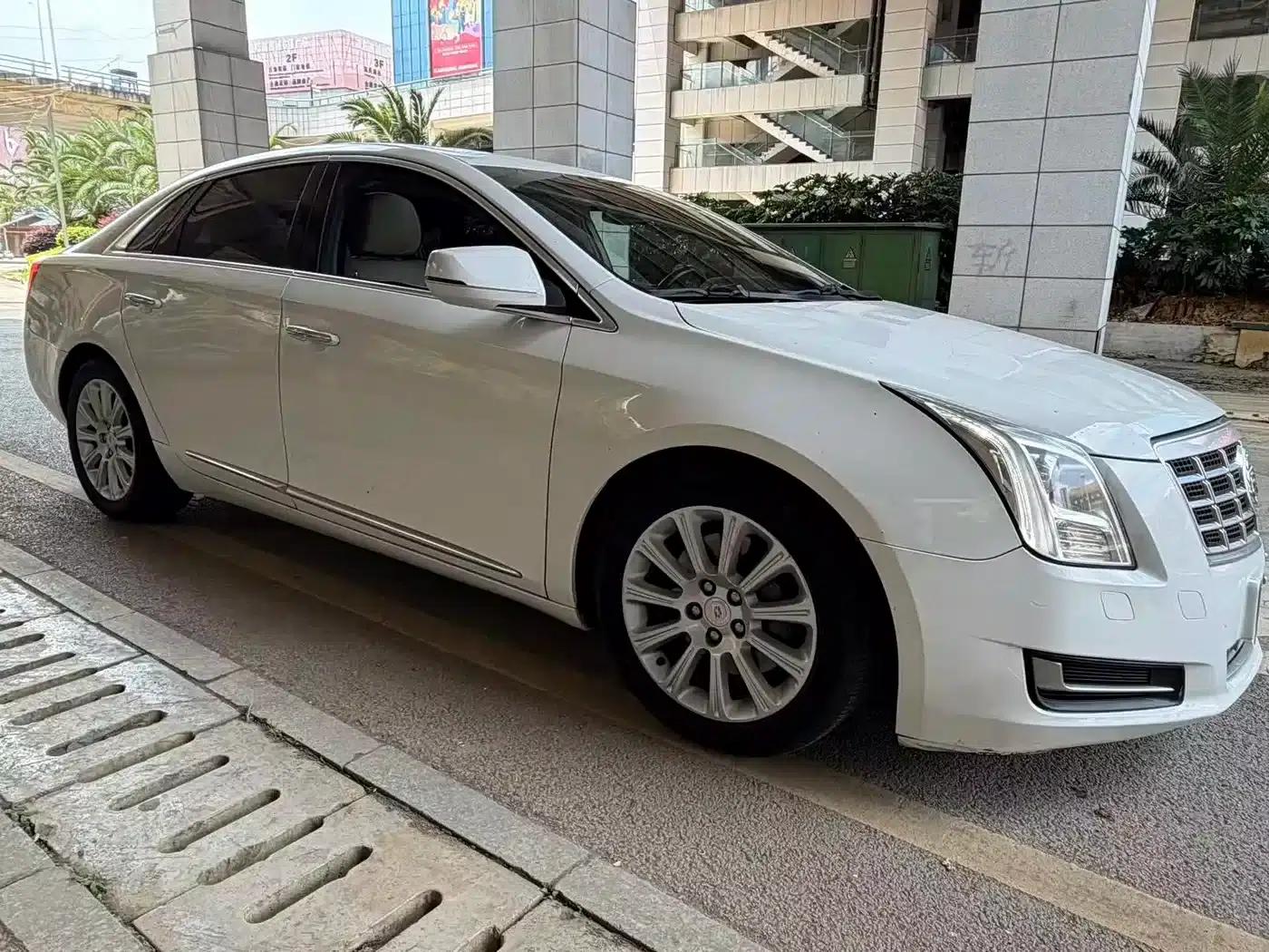 2015 Cadillac XTS 28T Comfort — миниатюра 2
