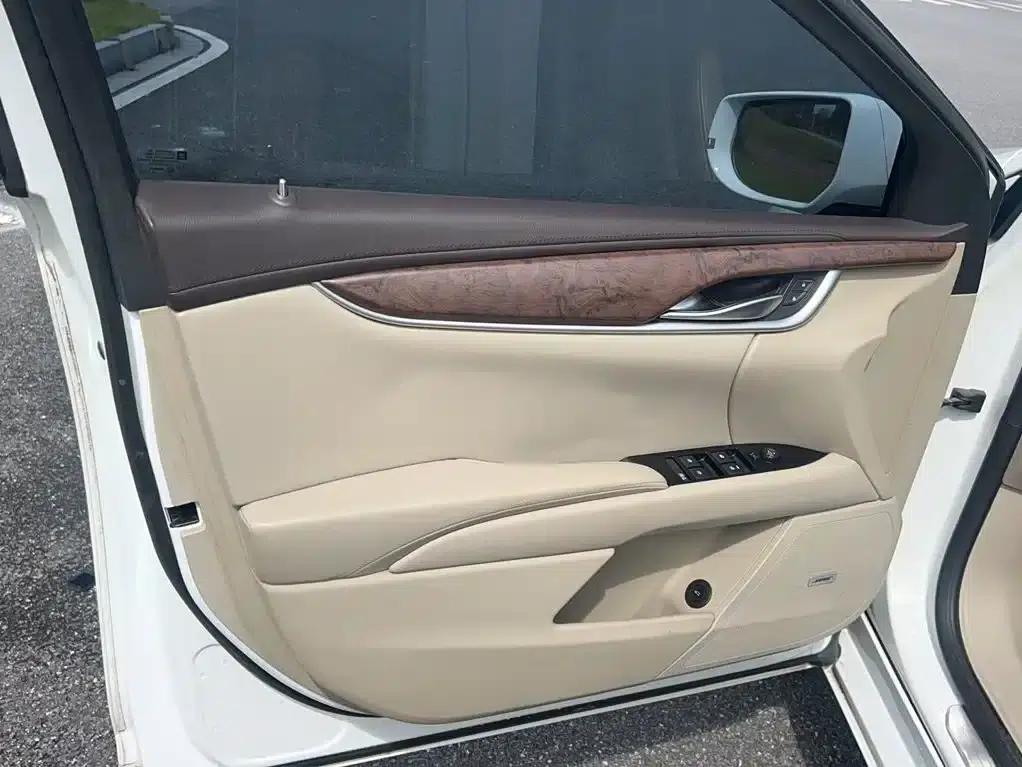2016 Cadillac XTS 28T Technology Edition — миниатюра 5