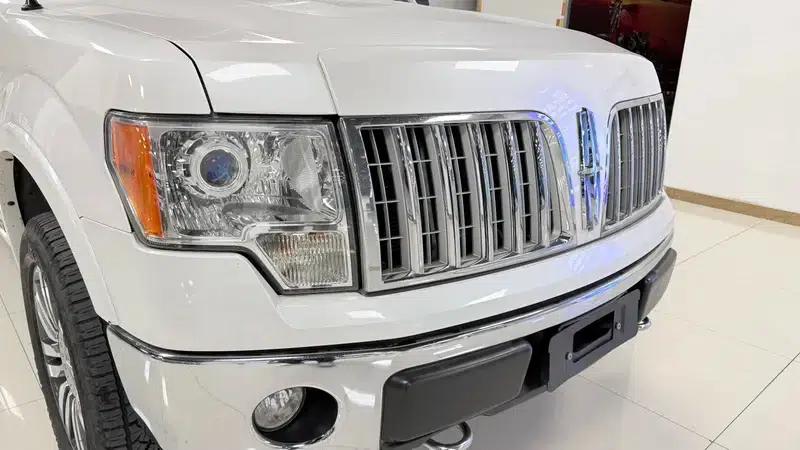 Lincoln Continental Classic 2013 5.4L Automatic 4WD 5-Seater (Parallel Import) — миниатюра 17
