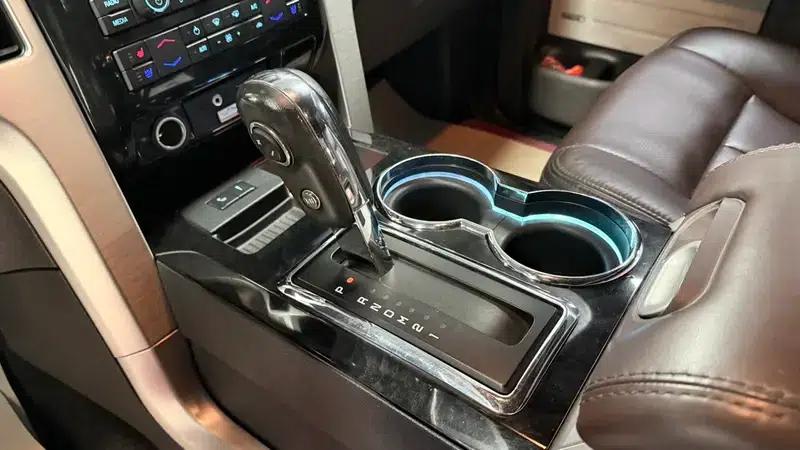 Lincoln Continental Classic 2013 5.4L Automatic 4WD 5-Seater (Parallel Import) — миниатюра 38