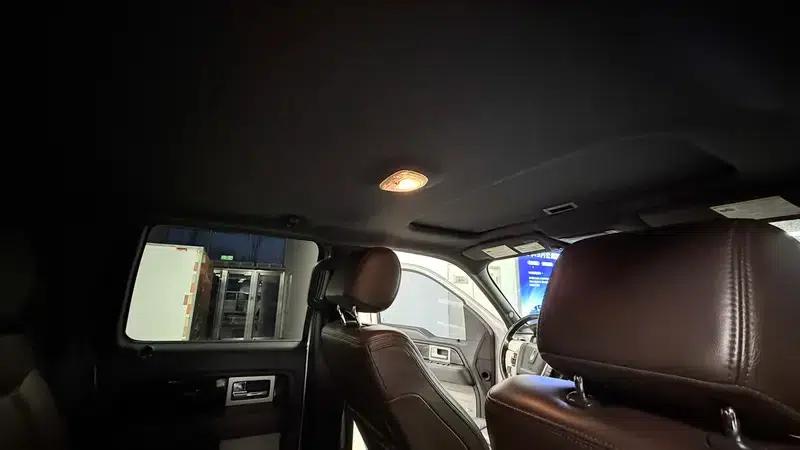 Lincoln Continental Classic 2013 5.4L Automatic 4WD 5-Seater (Parallel Import) — миниатюра 43