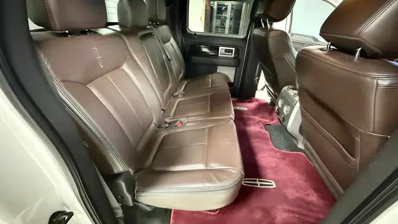 Lincoln Continental Classic 2013 5.4L Automatic 4WD 5-Seater (Parallel Import) — миниатюра 45