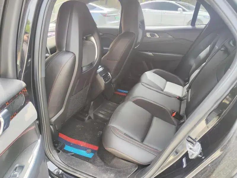 Lynk & Co 03 2019 Facelift 1.5TD DCT Version — миниатюра 10