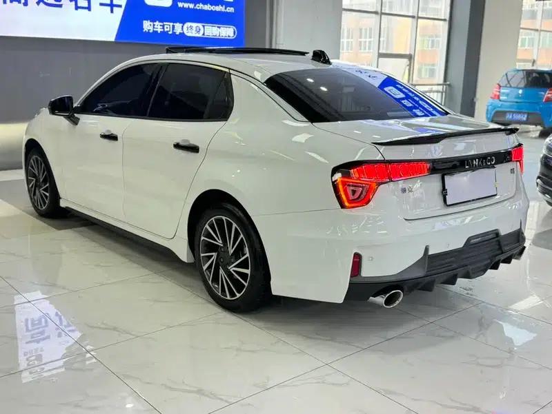 Lynk & Co 03 2021 1.5TD DCT Plus — миниатюра 4