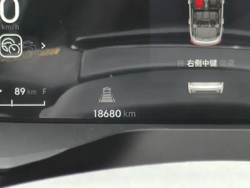 Lynk & Co 01 2024 2.0TD Two-Wheel Drive Global Edition — миниатюра 20
