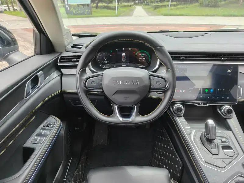 Lynk & Co 01 2024 2.0TD Two-Wheel Drive Global Edition — миниатюра 23