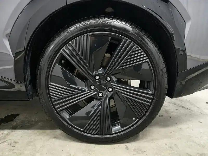 Lynk & Co 08 EM-P 2023 Limited Edition — миниатюра 9
