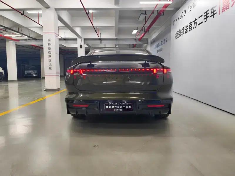 Lynk & Co 10 EM-P 2025 240 AWD Ultra Sport Edition — миниатюра 4