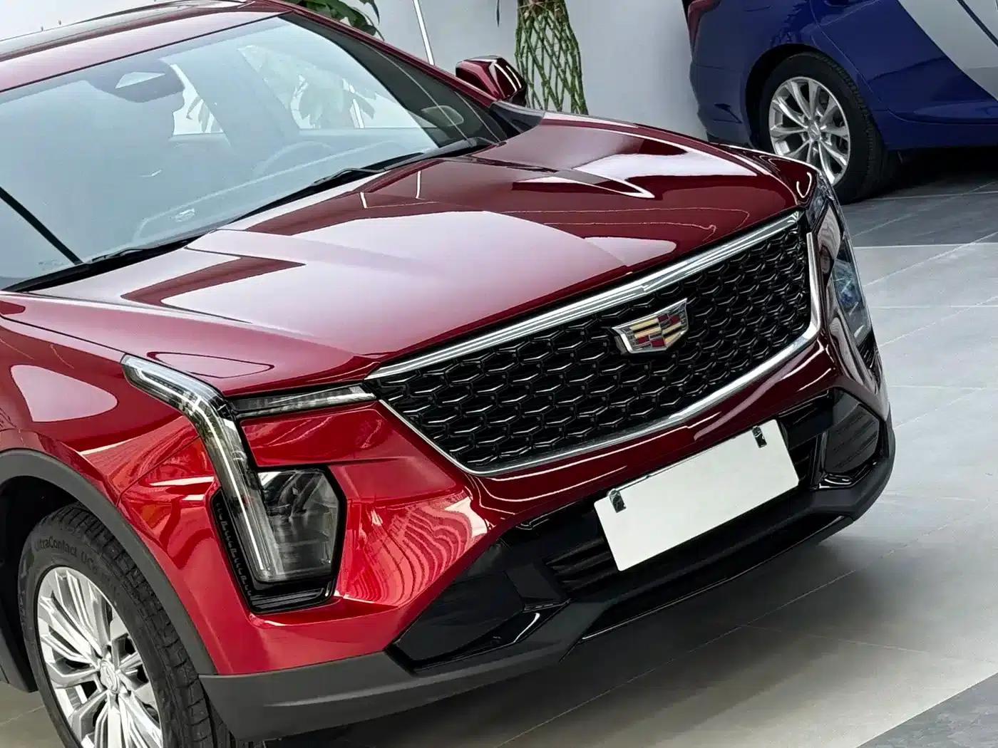 2024 Cadillac XT4 28T Two-Wheel Drive Luxury — миниатюра 5