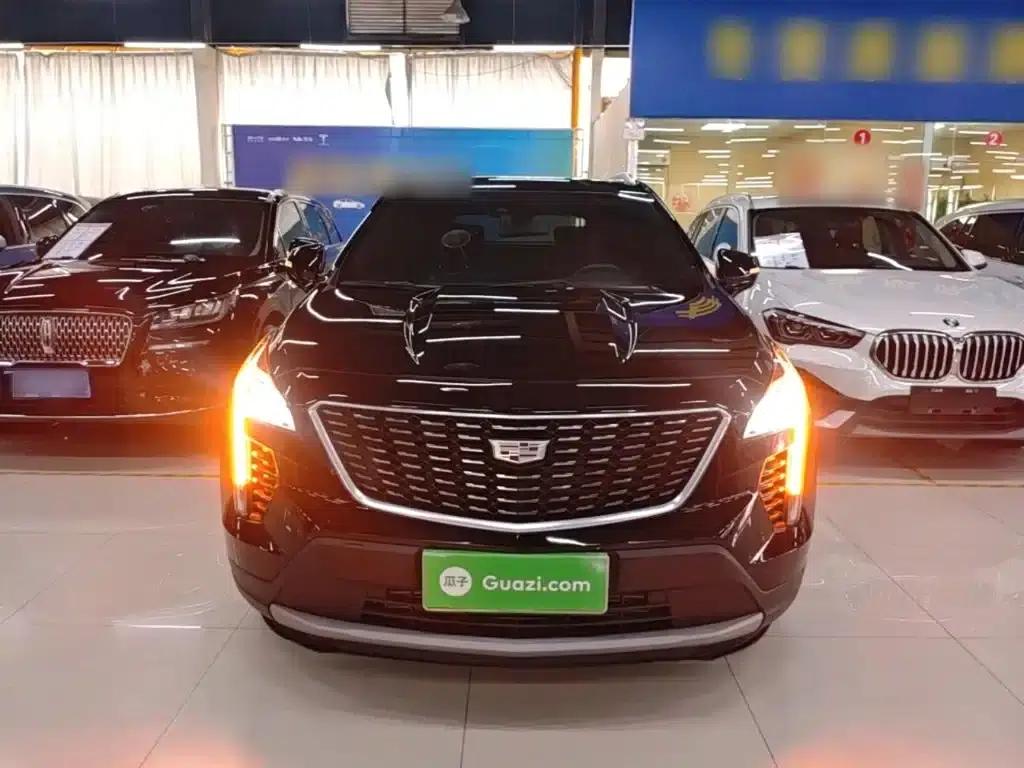 2022 Cadillac XT4 28T 2WD Premium — миниатюра 3