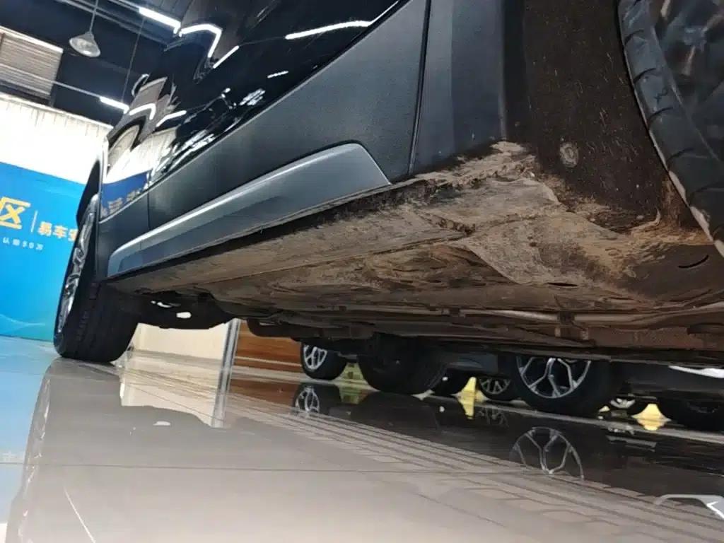 2022 Cadillac XT4 28T 2WD Premium — миниатюра 21