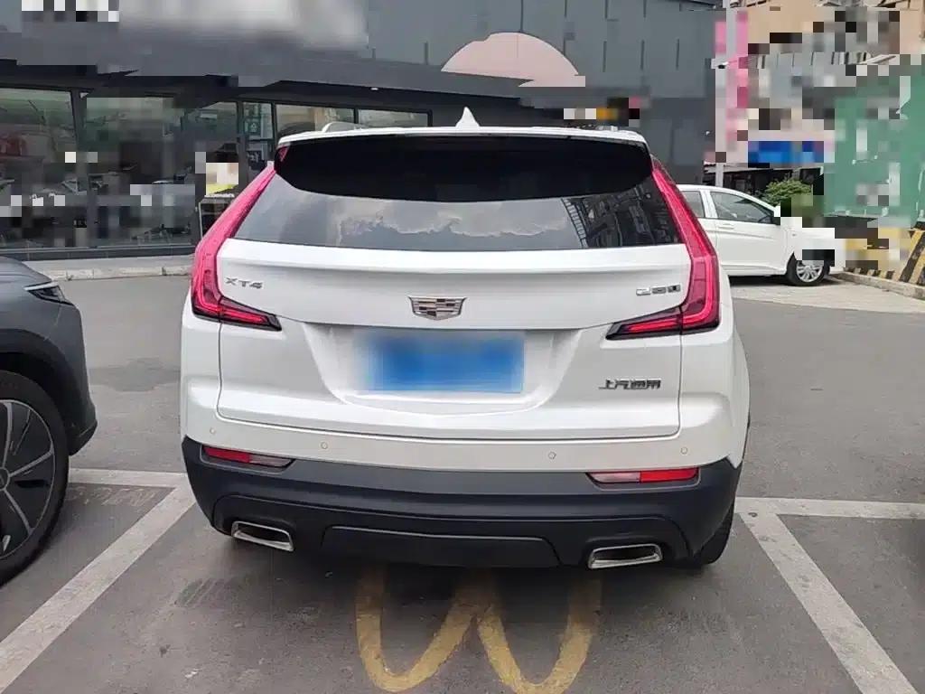 Cadillac XT4 2021 28T Two-Wheel Drive Technology Edition — миниатюра 6
