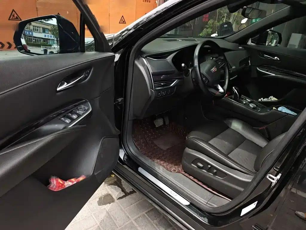 2020 Cadillac XT4 Facelift 28T Two-Wheel Drive Technical Edition — миниатюра 4