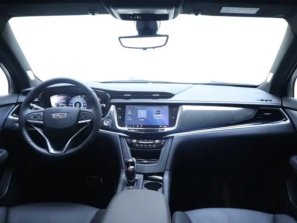 Cadillac XT6 2025 2.0T Six-Seat AWD Premium Executive Black Label Edition — миниатюра 13