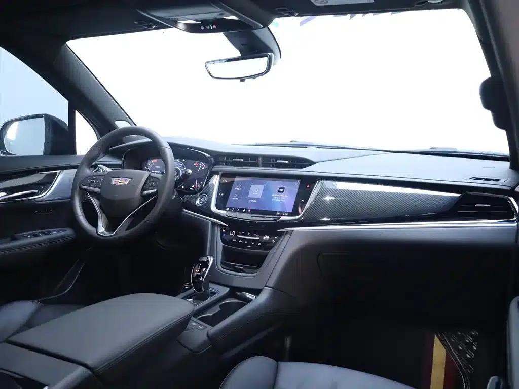 Cadillac XT6 2025 2.0T Six-Seat AWD Premium Executive Black Label Edition — миниатюра 20