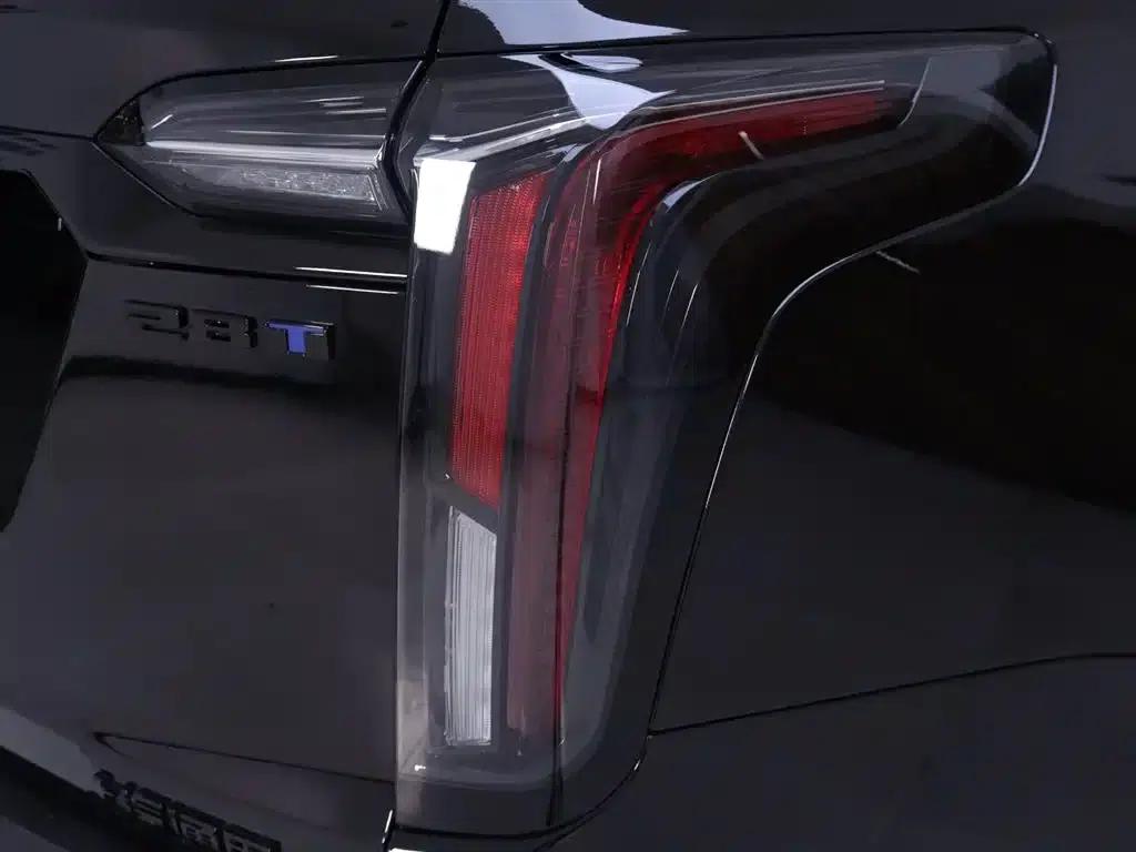 Cadillac XT6 2025 2.0T Six-Seat AWD Premium Executive Black Label Edition — миниатюра 9