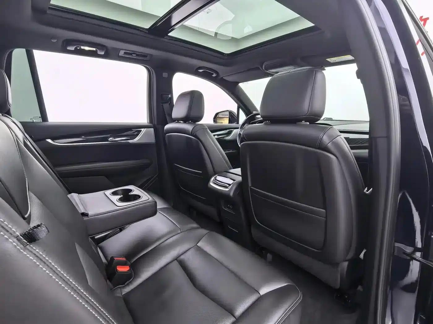 Cadillac XT6 2022 2.0T 7-seater AWD Luxury — миниатюра 21