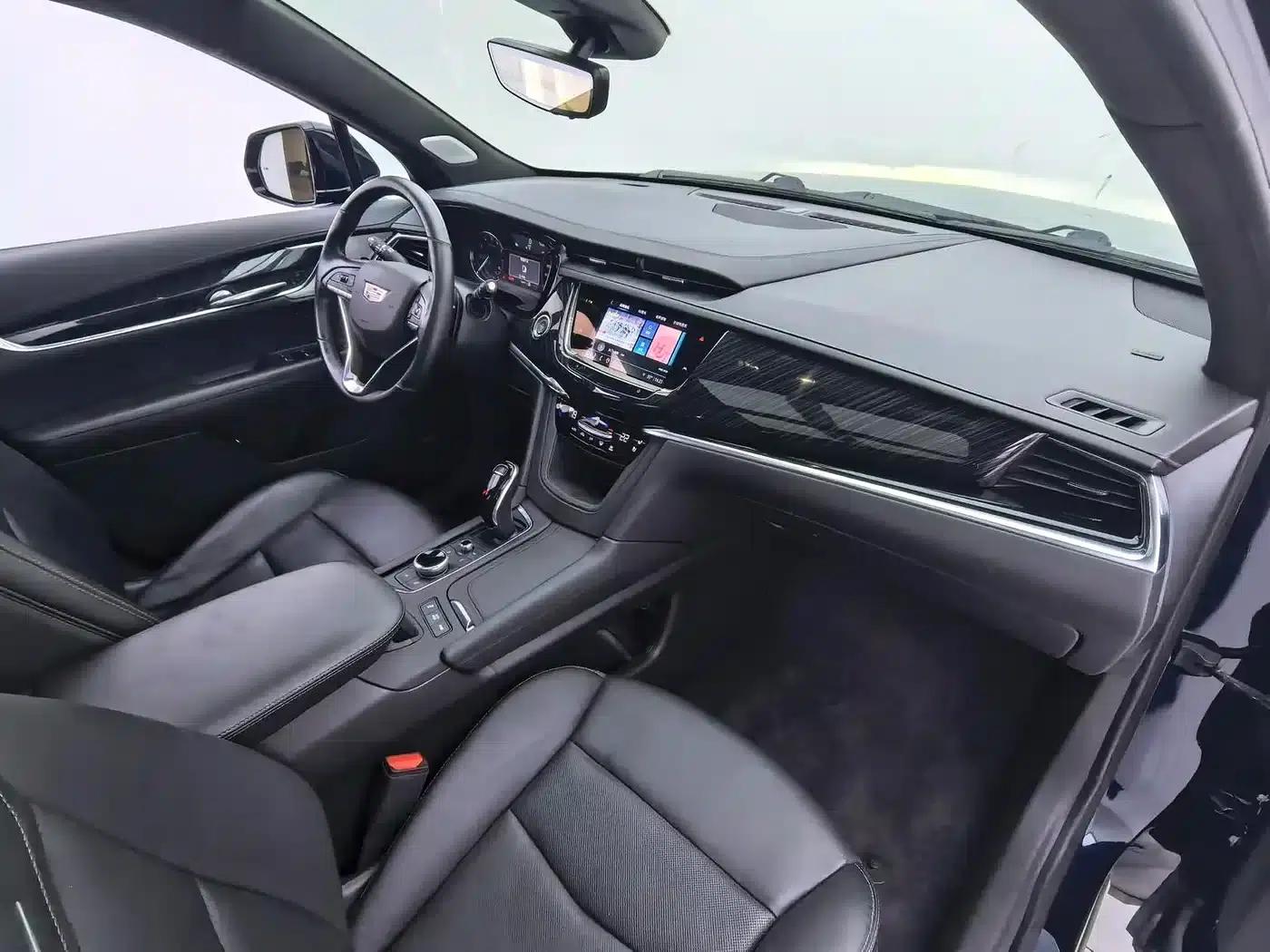 Cadillac XT6 2022 2.0T 7-seater AWD Luxury — миниатюра 23