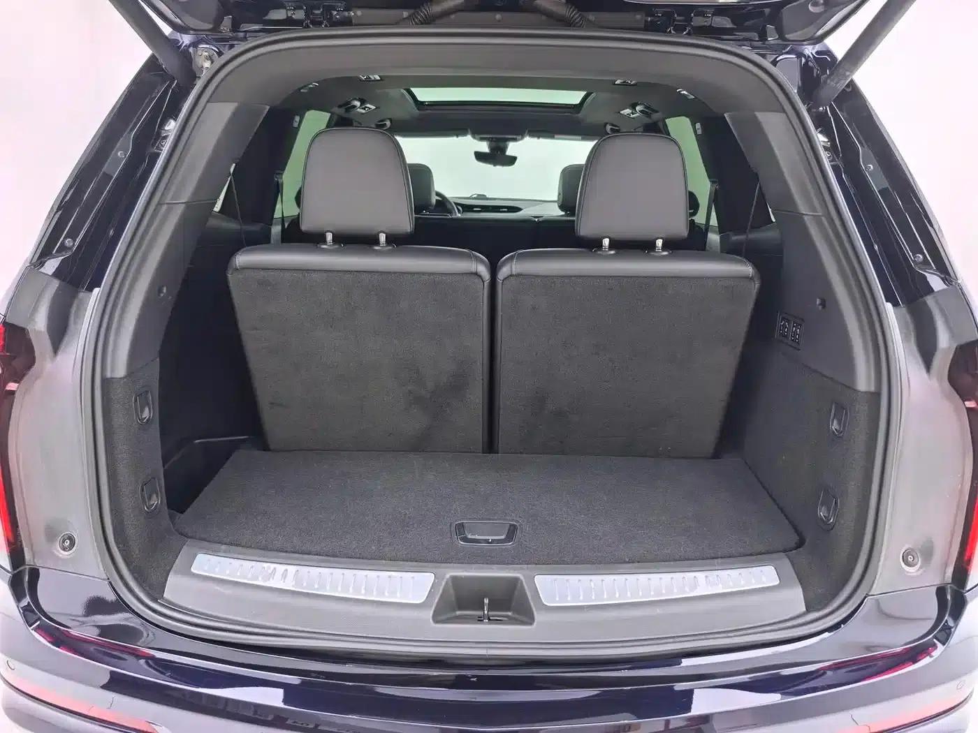 Cadillac XT6 2022 2.0T 7-seater AWD Luxury — миниатюра 31