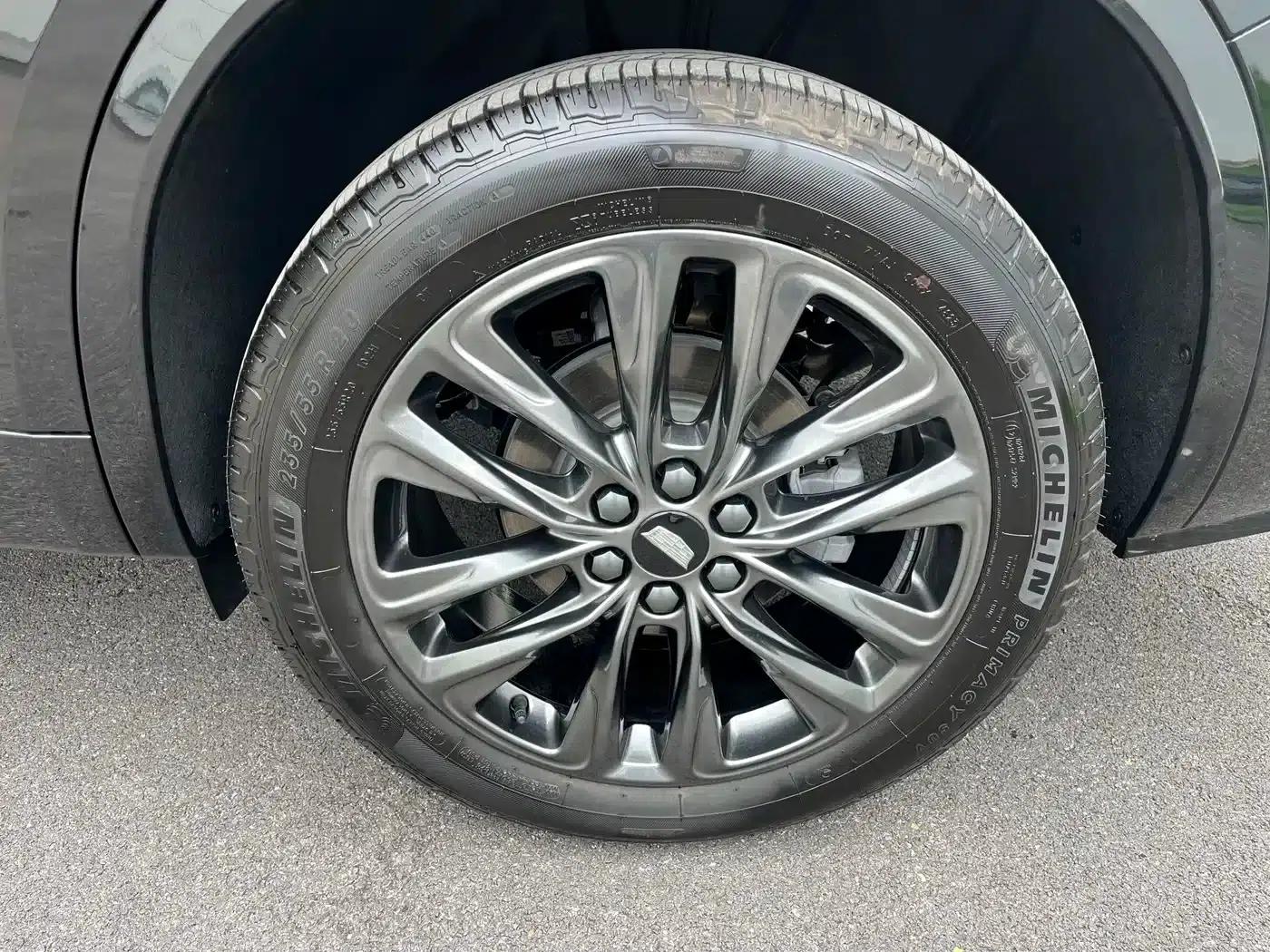 Cadillac XT6 2025 2.0T Six-Seat AWD Premium Executive Black Label Edition — миниатюра 11