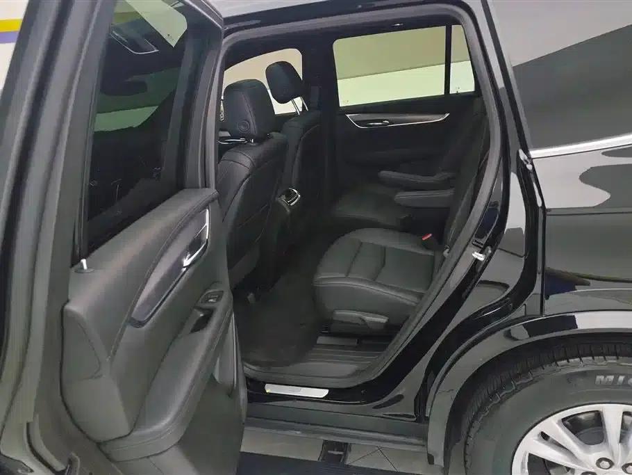 Cadillac XT6 2020 28T Six-Seat Luxury Edition — миниатюра 11