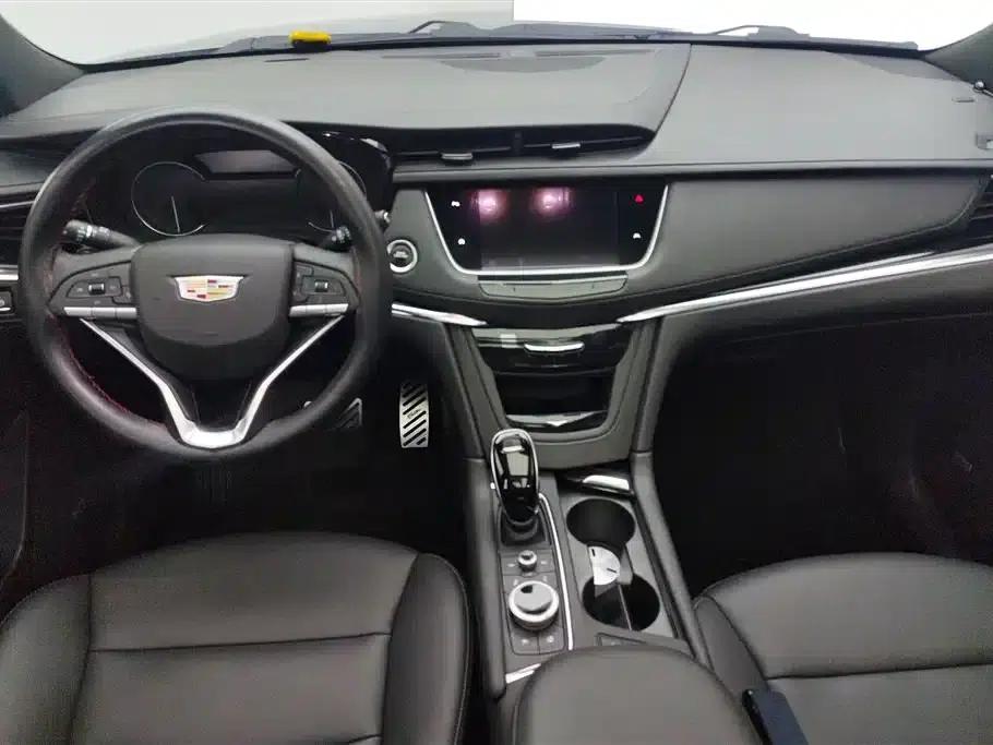 Cadillac XT6 2020 28T Six-Seat Luxury Edition — миниатюра 12