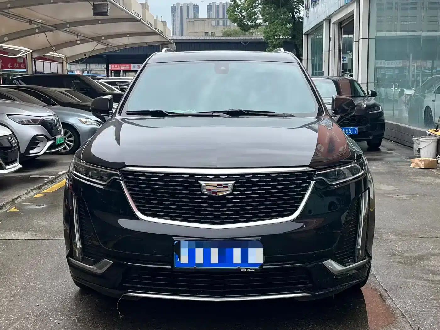 2020 Cadillac XT6 28T Six-Seat Luxury — миниатюра 2