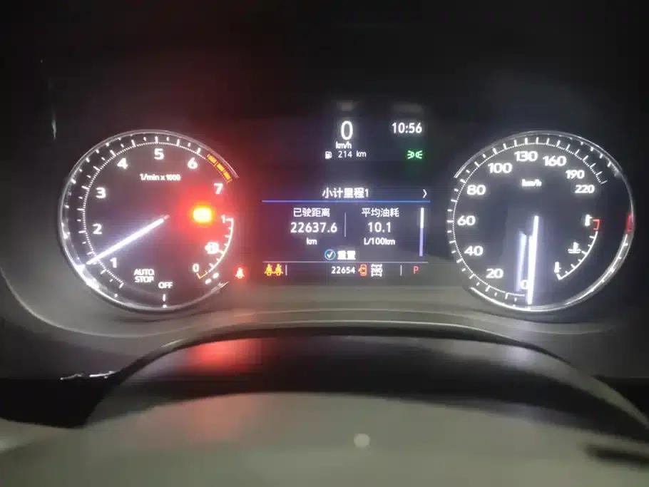 Cadillac XT6 2022 2.0T Six-Seat AWD Luxury — миниатюра 14