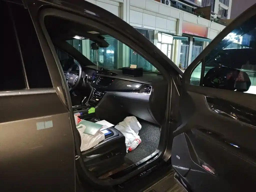 2020 Cadillac XT6 28T Six-Seat Luxury — миниатюра 20