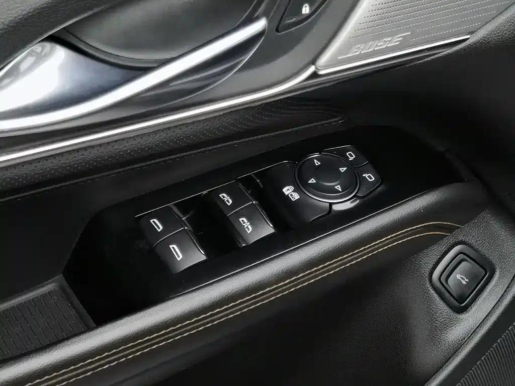 2021 Cadillac CT4 28T Premium — миниатюра 9