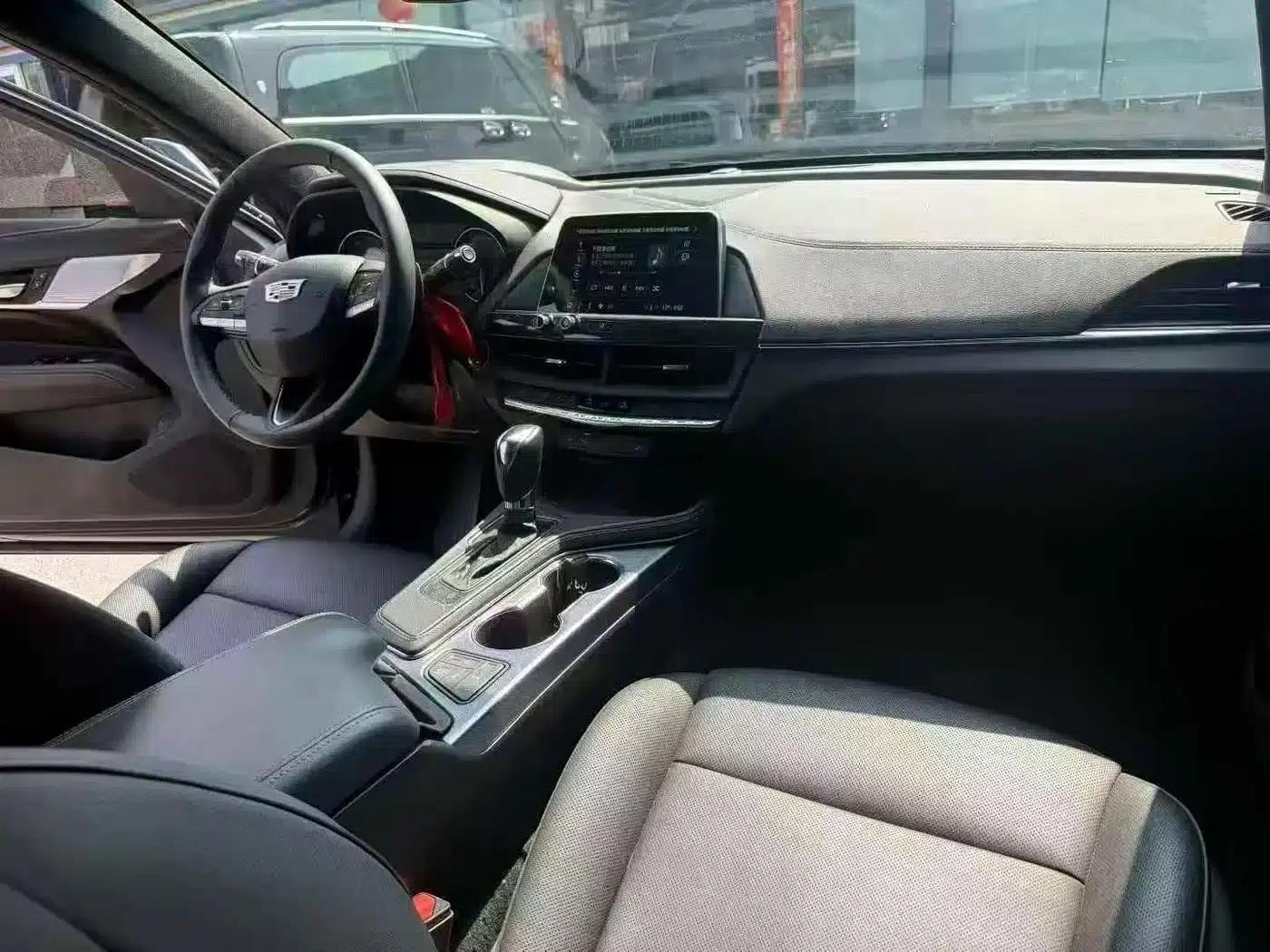 2022 Cadillac CT4 28T Luxury — миниатюра 5