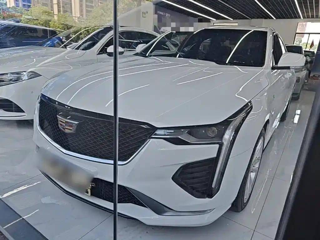 Cadillac CT4 2021 28T Fashion Edition — миниатюра 1