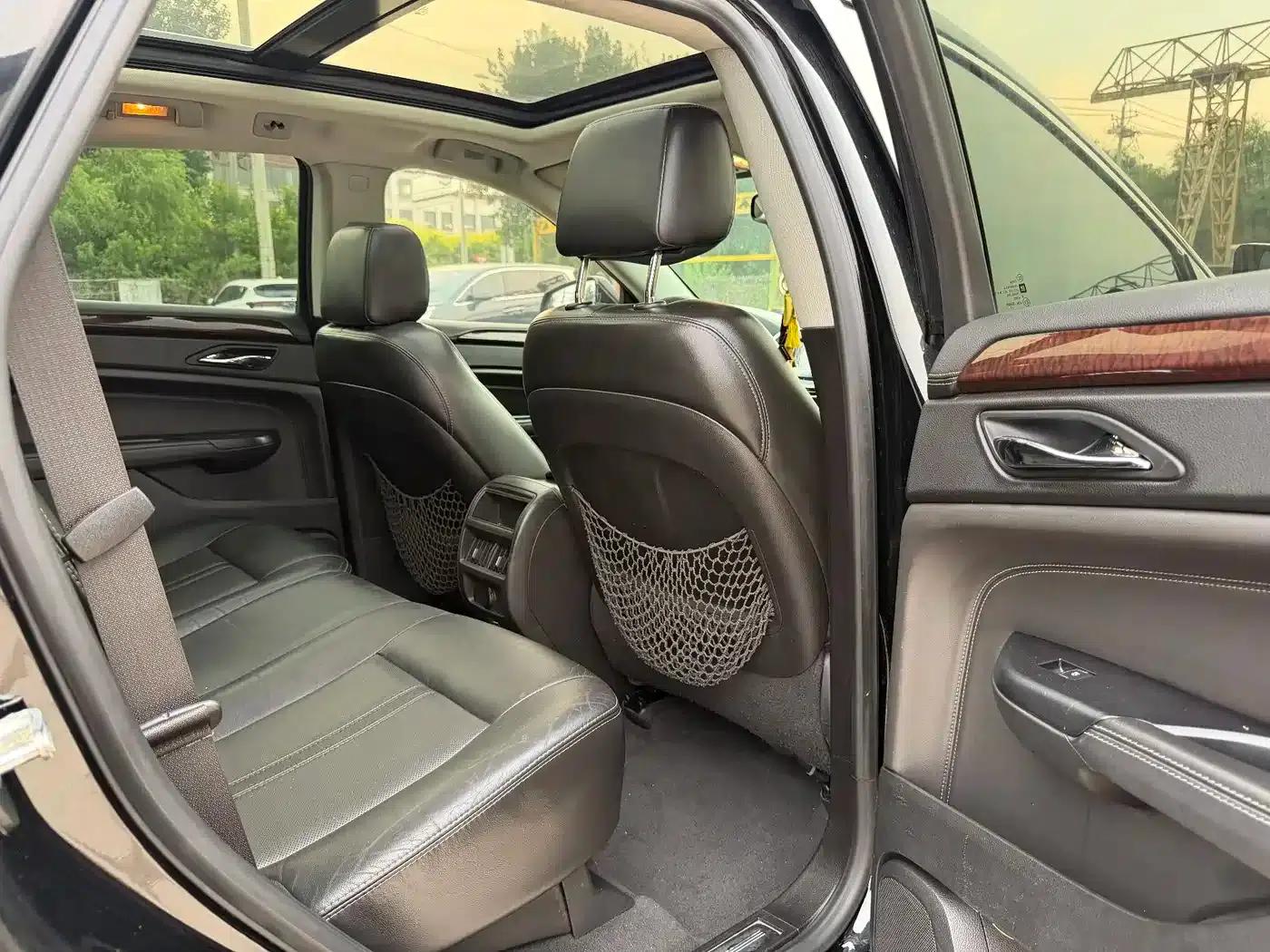 2015 Cadillac SRX 3.0L Elite — миниатюра 12